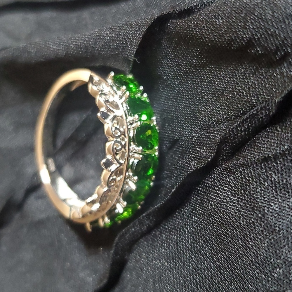Chrome Diopside Half Eternity Band Ring in Platinum Over Sterling Silver - Picture 8 of 9